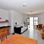 아파트 Marysol 1 With Terrace Close To The Sea