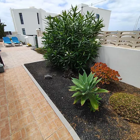 Marysol 1 With Terrace Close To The Sea *