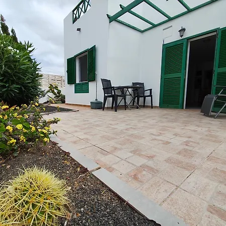 Marysol 1 With Terrace Close To The Sea 아파트