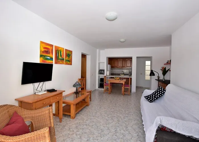 Marysol 1 With Terrace Close To The Sea Διαμέρισμα *