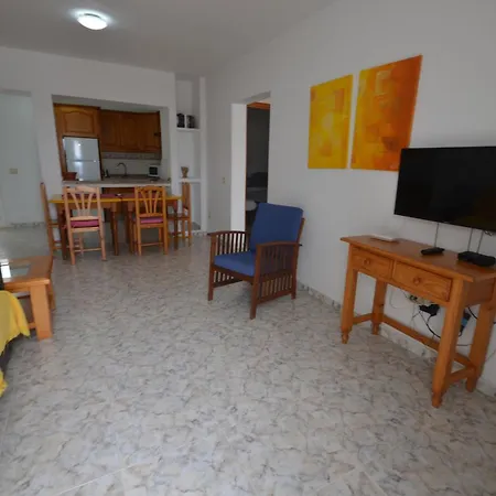 Marysol 1 With Terrace Close To The Sea Διαμέρισμα *