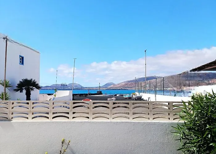 Marysol 1 With Terrace Close To The Sea *