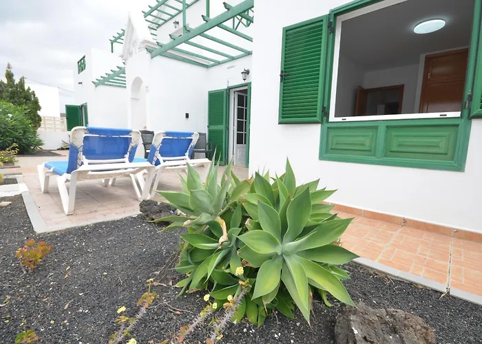 Marysol 1 With Terrace Close To The Sea *