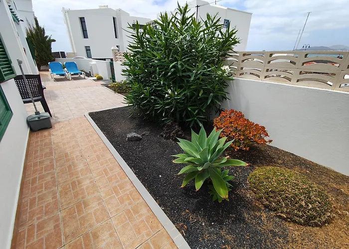 Marysol 1 With Terrace Close To The Sea *