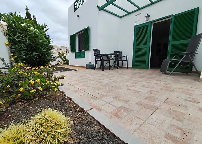 Marysol 1 With Terrace Close To The Sea Apartment